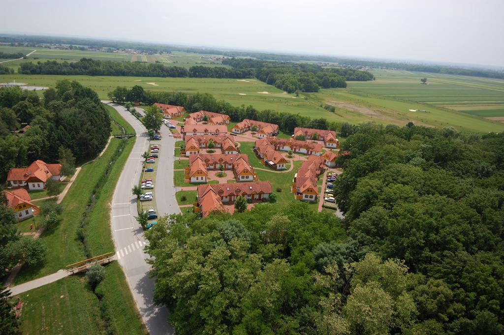 Apartmajsko naselje Prekmurska vas