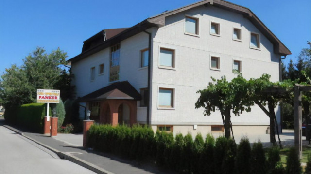 Sobe – Apartmaji Panker