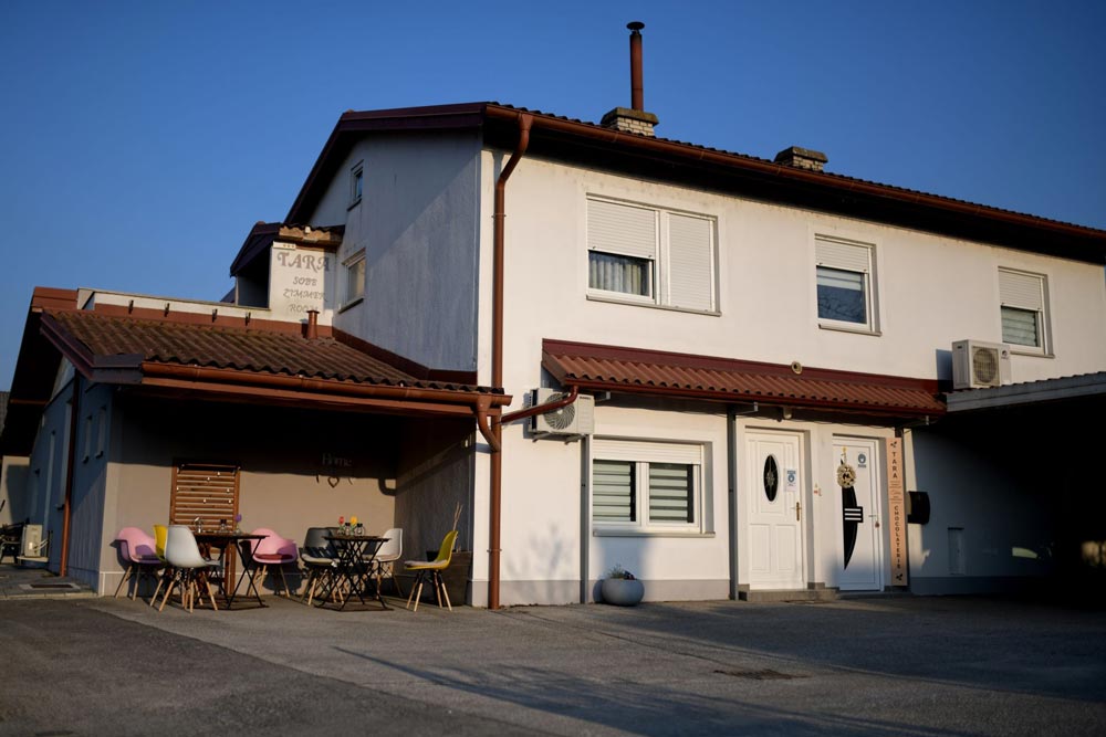 Hiša Tara - Guest House Tara