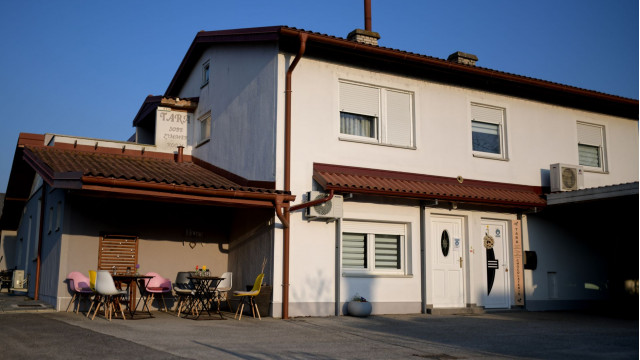 Hiša Tara - Guest House Tara